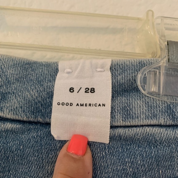 Good American Blue Straight Leg Jeans - Picture 4 of 6